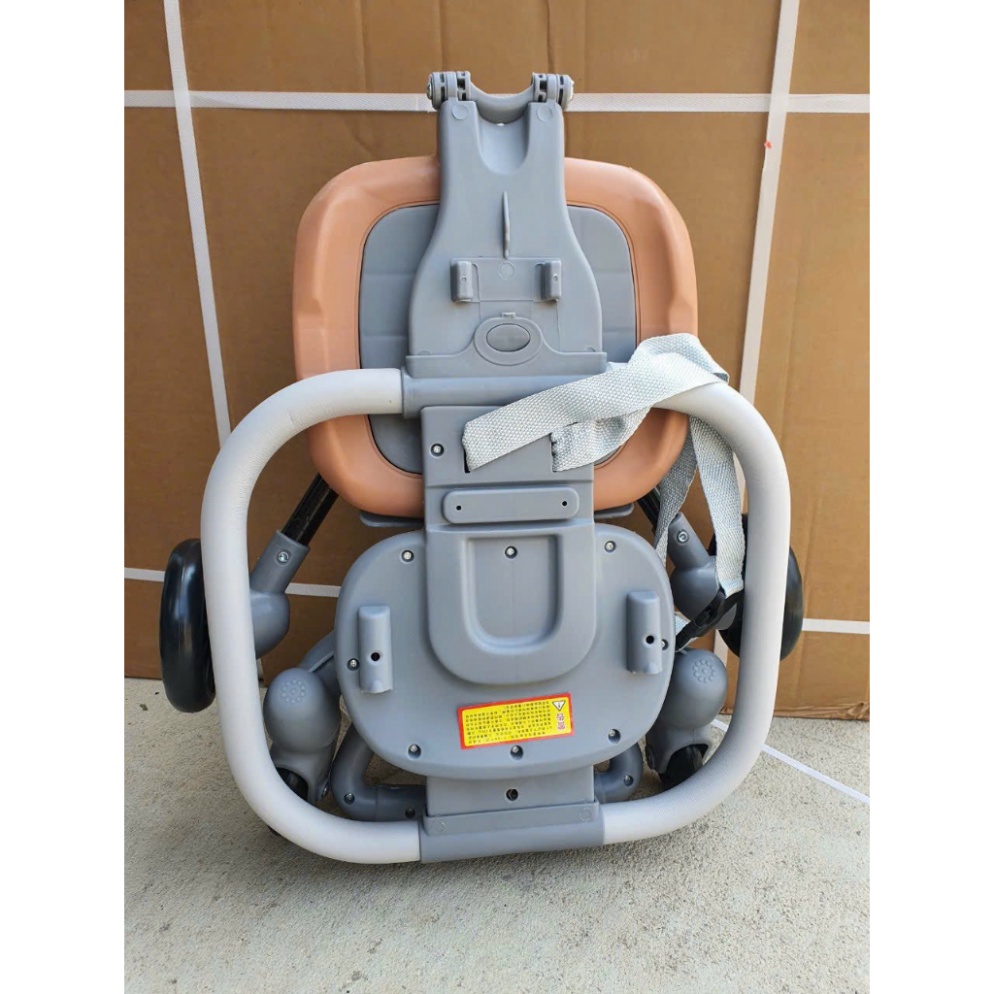 Sản phẩm ⭐️Xe Đẩy Gấp Gọn Cho Bé Yêu, Bé Đi Du Lịch Đi Chơi Siêu Gọn Nhẹ-Cao Cấp cho bé. / .