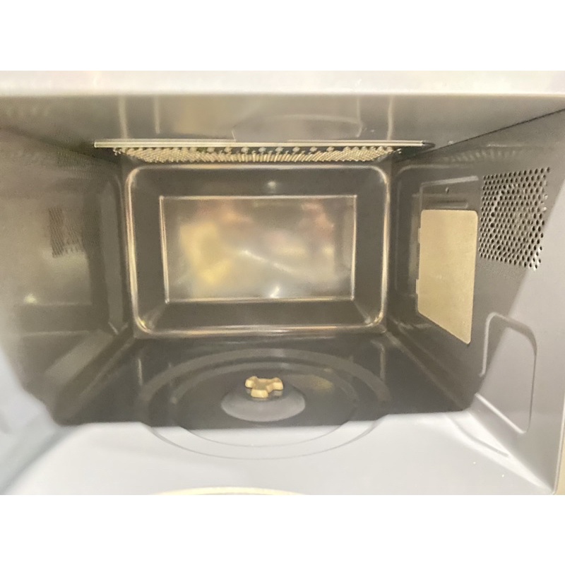 Lò vi sóng có nướng Panasonic NN-GM34JMYUE 23 lít