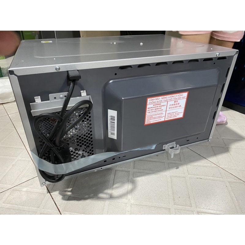 Lò vi sóng có nướng Panasonic NN-GM34JMYUE 23 lít