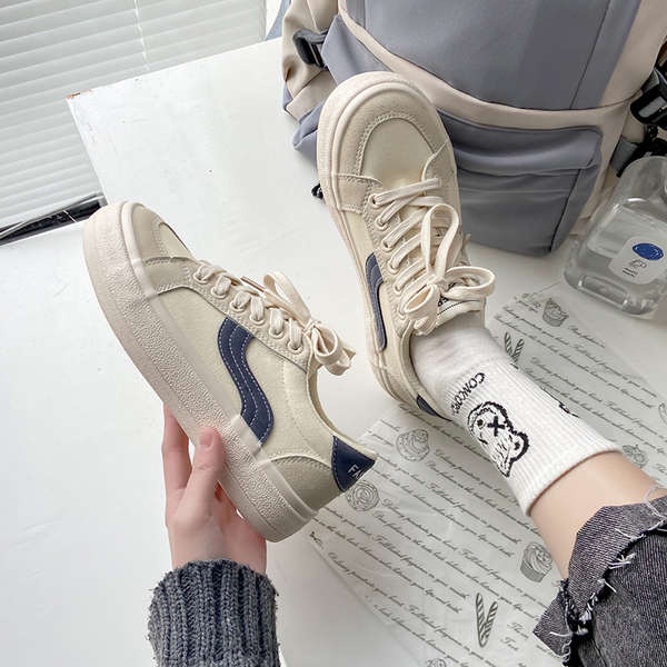 giày thể thao nữ độn đế giày đi học Giày trắng thích hợp cho nữ giày dễ phối mẫu mới mùa xuân thu 2023 giày sành điệu chụp đường phố instagram giày trượt ván vải thể thao mùa hè