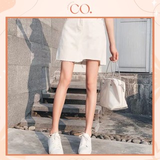Chân váy jean chữ a ngắn cạp cao rách gấu đen trắng kèm quần trong phong cách Hàn Quốc V5