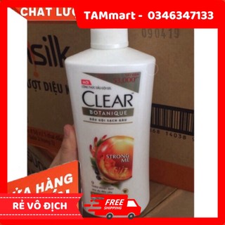 Dầu gội sạch gàu thảo dược Clear chai 630g