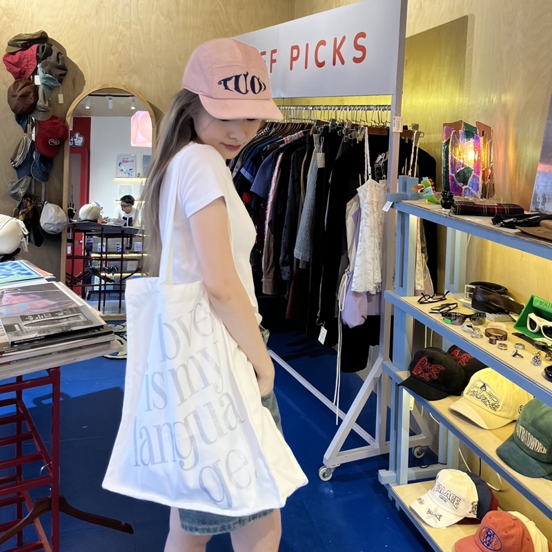 "Love is my language" túi vải túi tote hàn quốc canvas túi đeo vai thời trang hoạ tiết dòng chữ lớn đơn giản