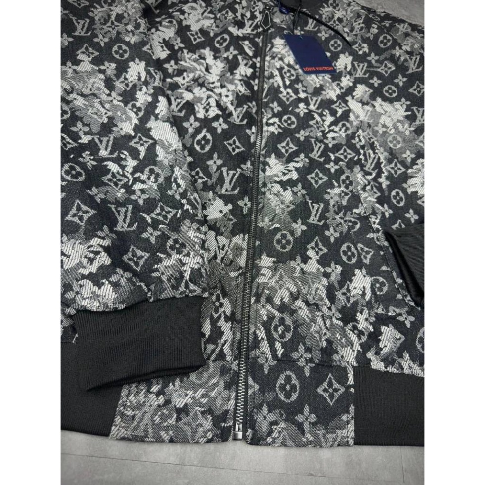 Áo bomber LV loang bản đẹp, vải bò loang chất liệu dài dặn bản SUPPER hàng QC cao cấp giời trẻ xu hướng