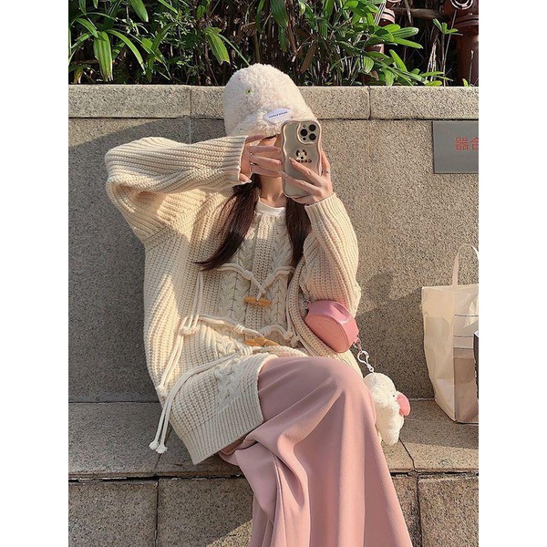 Áo Khoác sweater Cổ Tròn Phối Nút Thời Trang Thu Đông