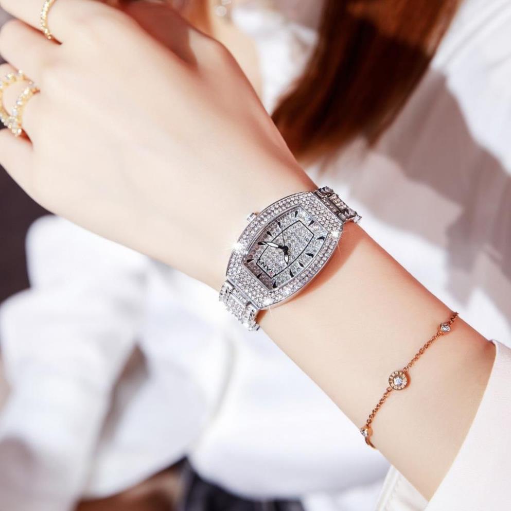 Đồng hồ nữ OVAN đính đá sang chảnh - Đồng hồ đeo tay nữ thời trang sang trọng - Tặng PIN DỰ PHÒNG | BigBuy360 - bigbuy360.vn