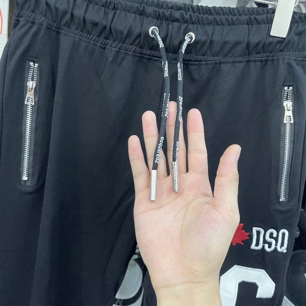 Quần Jogger Dài Nam Dsq2 Nỉ Umi Đen Thêu Chữ ICON Da Trắng Lá Phong Đỏ Đùi Túi Khoá Zip Bạc Cho các Boy Phố Đi Chơi 2023