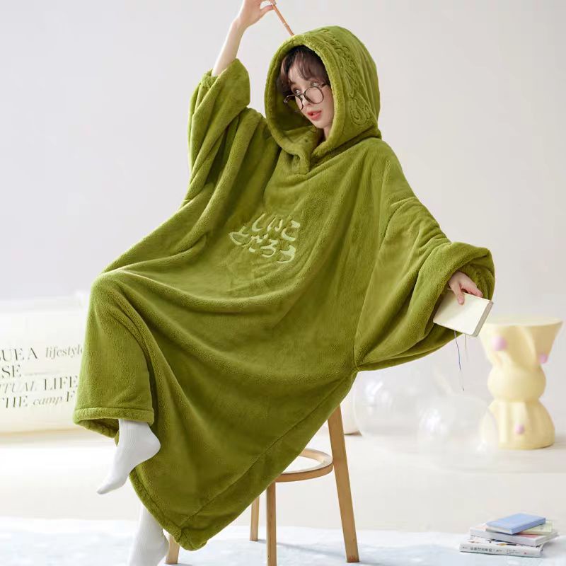 Bộ đồ ngủ cỡ lớn mùa thu đông chữ Nhật Bản mặc ở nhà dày dặn bằng nhung cho nam và nữ áo ngủ cỡ lớn chữ thêu
