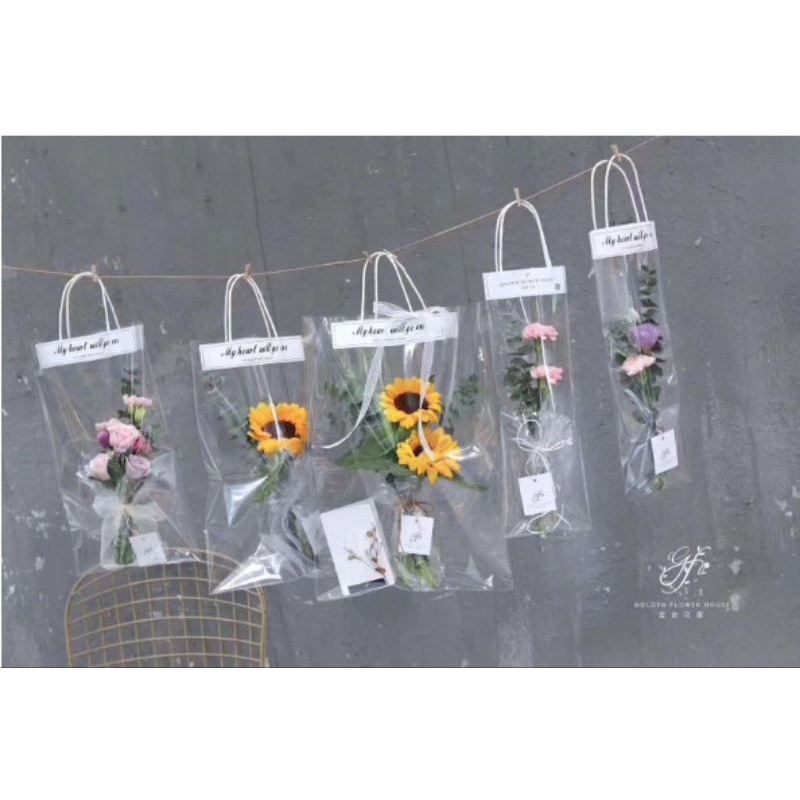 TÚI GƯƠNG ĐỰNG HOA, GẤU BÔNG CÓ QUAI XÁCH - 1 CHIẾC TÚI BÓNG KÍNH TEM GIẤY GÓI HOA