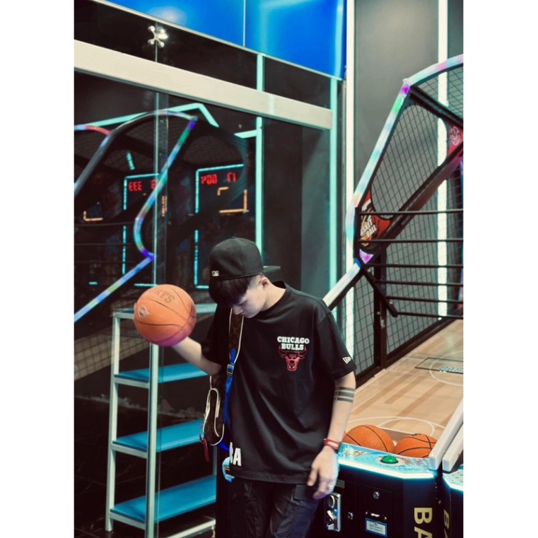 Áo Cộc Nam Nữ In Chữ Chicago Bulls Hình Bò Tót Đỏ Hai Mặt . Áo Thun Cộc Tay Hàng Siêu Cấp Cho Các Boy Phố Hót 202