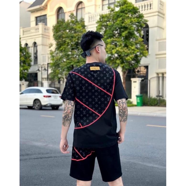 Bộ The Thao Tay Mặc Hè Nam Eo Vì Dập Vân Hoa Chữ Monogram Nửa Vòng Tròn Viền Đỏ In Logo Sau Lưng Hottrend 2023