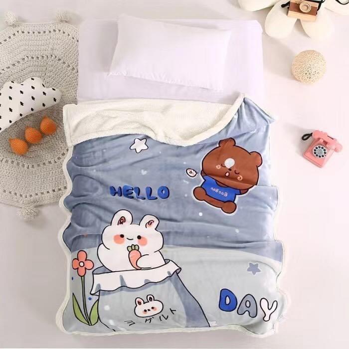 Chăn lông cừu cho bé