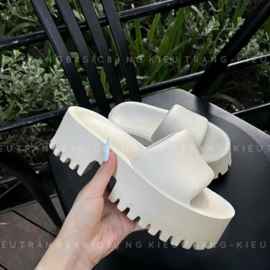 DÉP BÁNH MÌ ĐẾ CAO RĂNG CƯA QUAI NGANG CAO SU ĐÚC NGUYÊN KHỐI THOCON