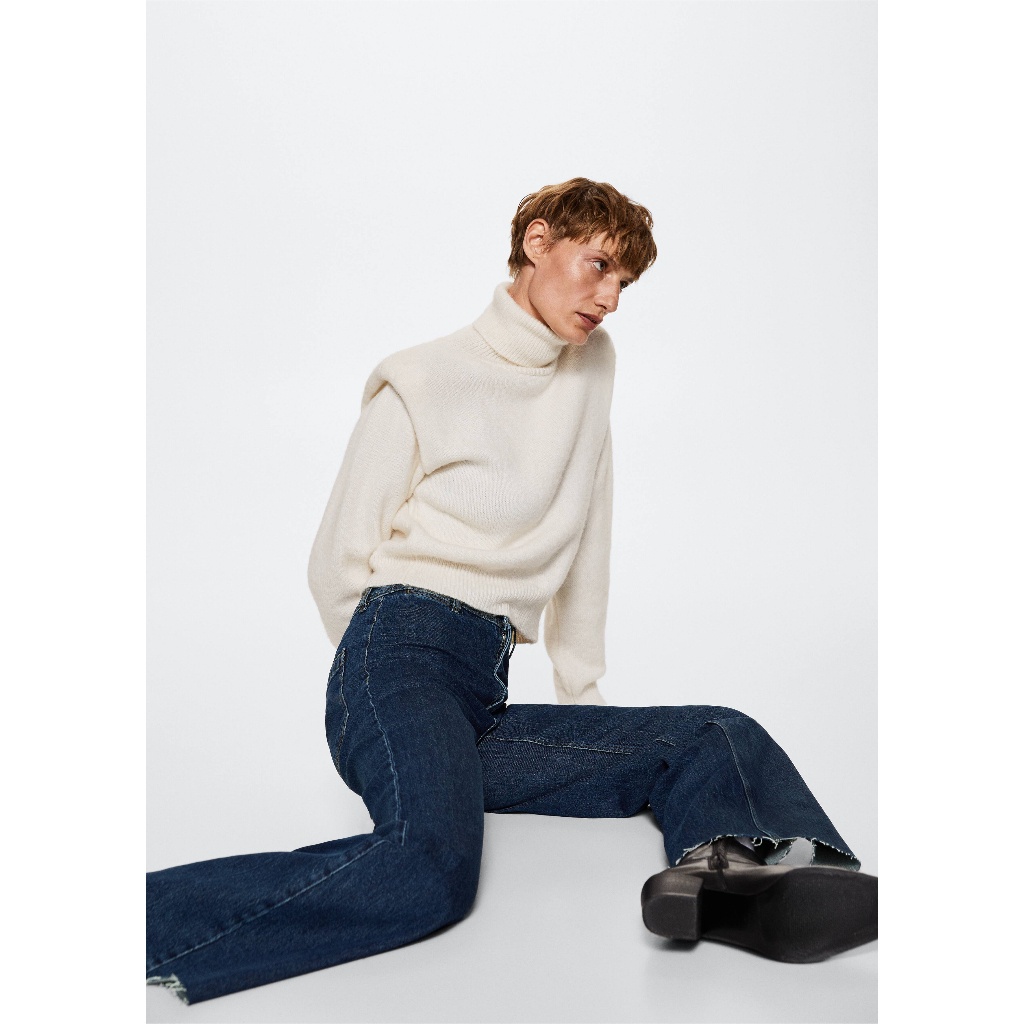 MANGO - Quần Jeans Catherin