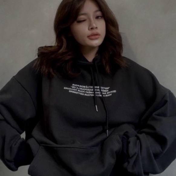 Áo Hoodie Un Humain, áo hoodie  form rộng mũ 2 lớp tay phồng chất nỉ bông 100%cotton premium