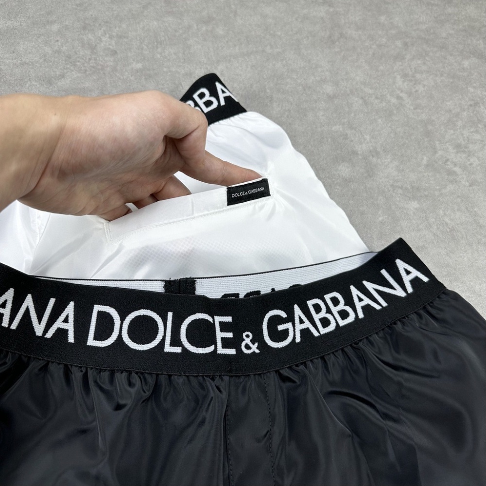 Quần Short Nam DG, Chất Liệu Vải Gió, Quần Đùi Siêu Cấp Dành Cho Nam Đi Dạo Phố Du Lịch Đi Biển Hot Trend 20230