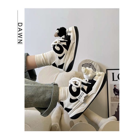 Giày Thể Thao Đế Dày Tăng Chiều Cao In Họa Tiết Hoạt Hình Thời Trang Thu Đông 2023 Cho Nữ