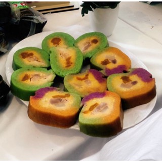 BÁNH TÉT TRÀ CUÔN, ĐẶC SẢN TRÀ VINH.(XANH VÀ BA MÀU 1.1kg-1.2kg)