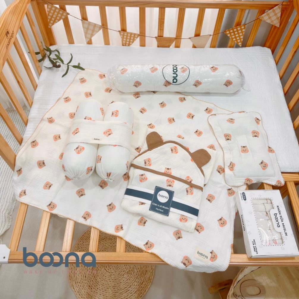 Combo sơ sinh Boona cho bé trai, bé gái gồm 8 sản phẩm muslin cao cấp, khăn tắm, ủ choàng, gối sơ sinh, gối ôm, khăn sữa