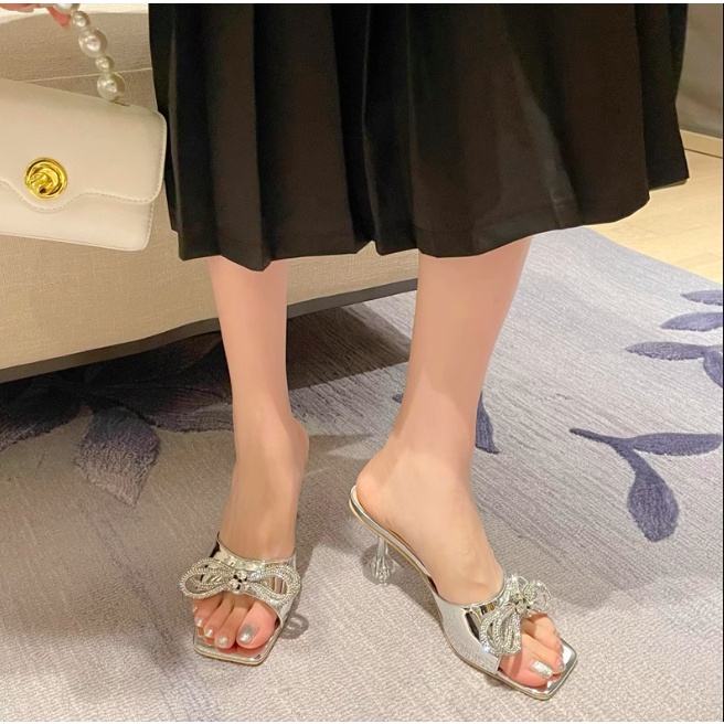 Guốc mùa hè phong cách đính kim cương nơ mũi vuông gót trong suốt cao  cho nữ 2023