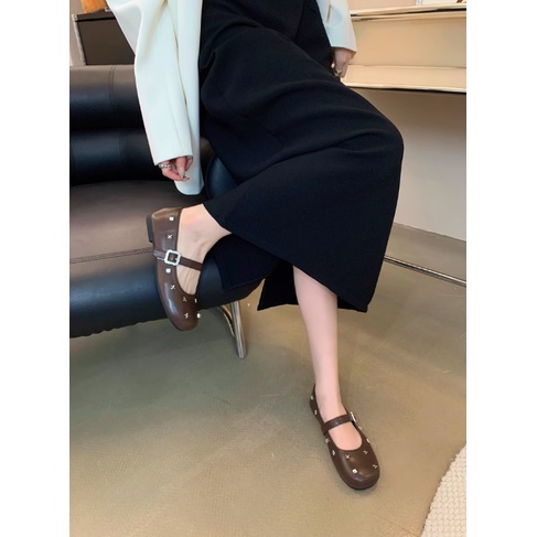 Giày Mary Jane mũi tròn đính đá đế bằng, giày bệt búp bê quai ngang mới mùa thu 2023 dành cho nữ