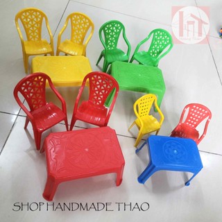 Mô hình bàn ghế bằng nhựa trang trí roombox, nhà búp bê