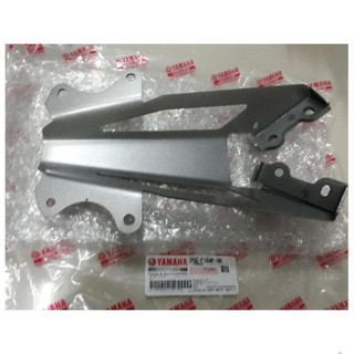 bát bắt dè sau Exciter 150 Yamaha .