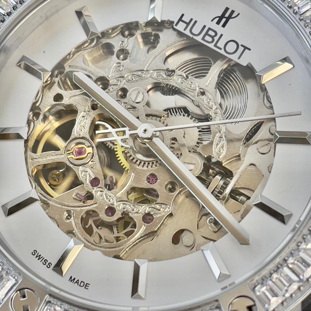 Đồng hồ NamHB tọa độ 3kim mặt trắng hở  máy nhật dòng cơ Automatic -42mm dây kim cau su