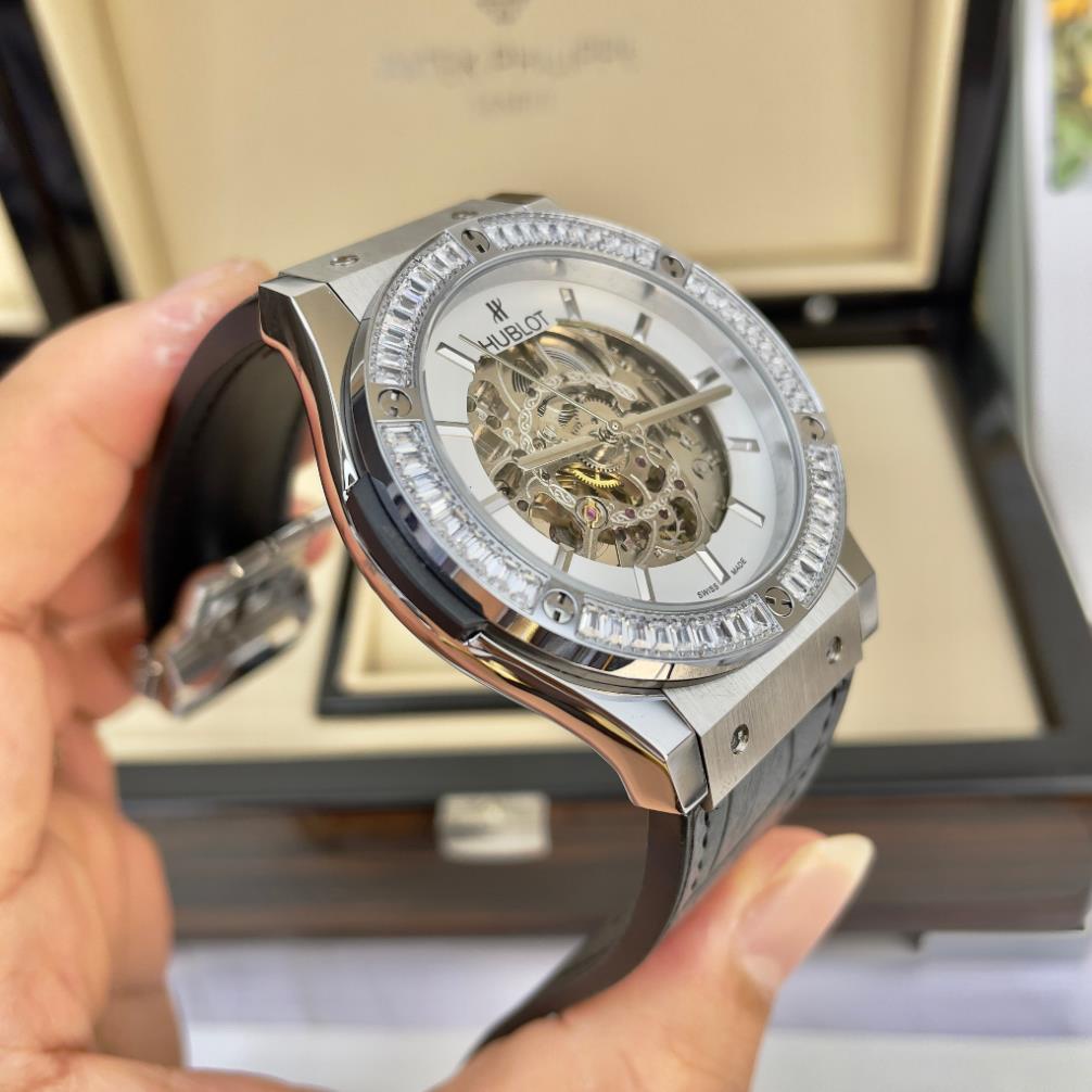 Đồng hồ NamHB tọa độ 3kim mặt trắng hở  máy nhật dòng cơ Automatic -42mm dây kim cau su