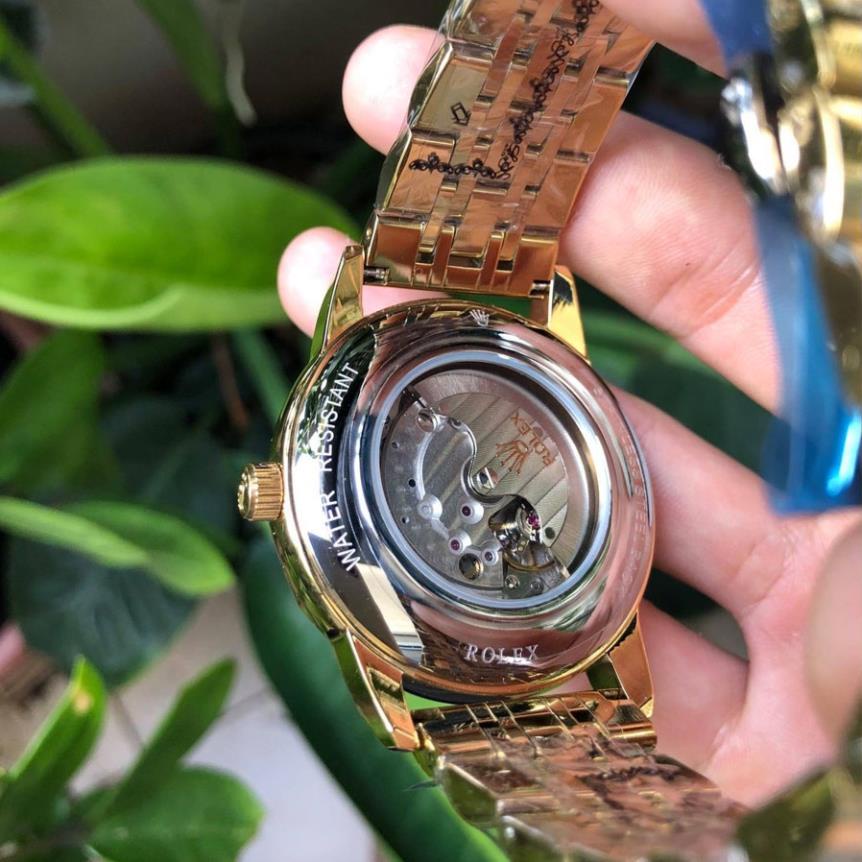 Đồng hồ cho Nam Rolex  6kim trăng sao size 40-41 vành trám cạnh mặt đen vỏ vàng ta dây kim loại