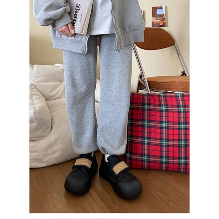 Giày Thể Thao Màu Trắng Thiết Kế Mới Thời Trang Theo Phong Cách retro Cho Nữ