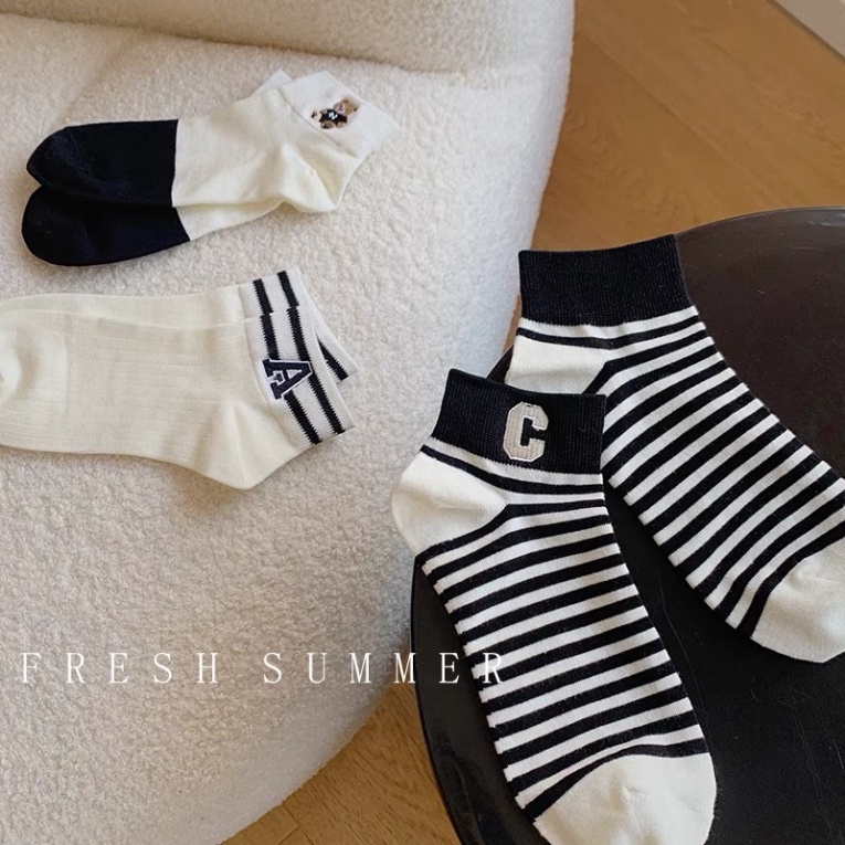 Set 10 Đôi Tất Nữ Tông Đen Trắng Họa Tiết Vớ Chữ AMG Dễ Thương Phong Cách Hàn tt30 HAISHOP