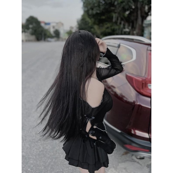 SET ÁO ĐEN LỆCH VAI VIỀN REN TAG HOA TAY +  CHÂN VÁY