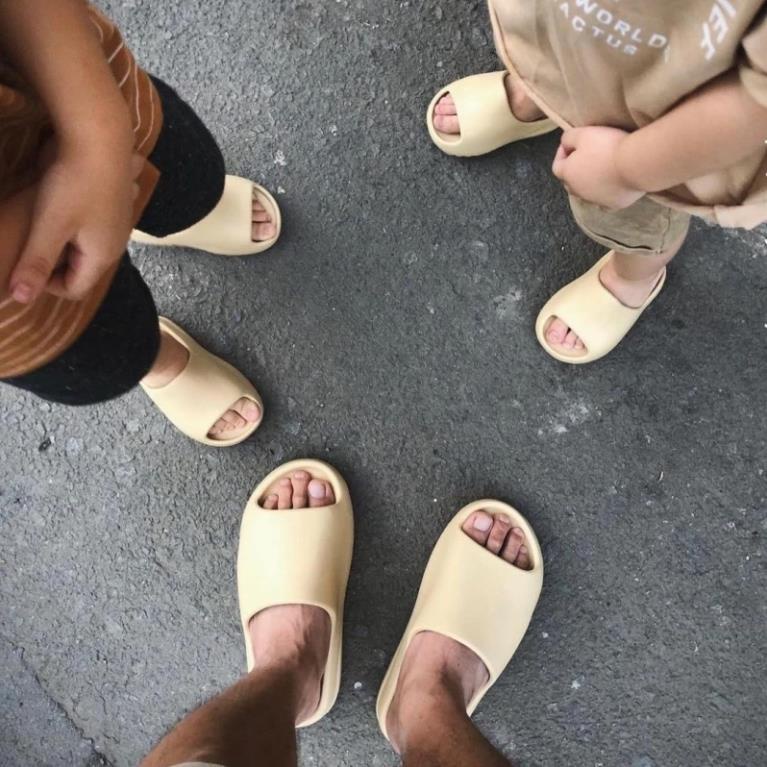 Dép đúc bánh mì mẫu mới vân nhám đế cao, đi nước đi mưa yên tâm chống nước chống trơn trượt mua mưa