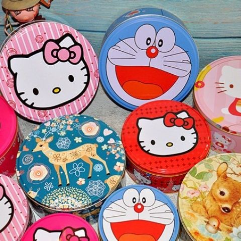 Hộp Sắt Tròn Đựng Bánh Kẹo In Hình Hoạt Hình Dễ Thương