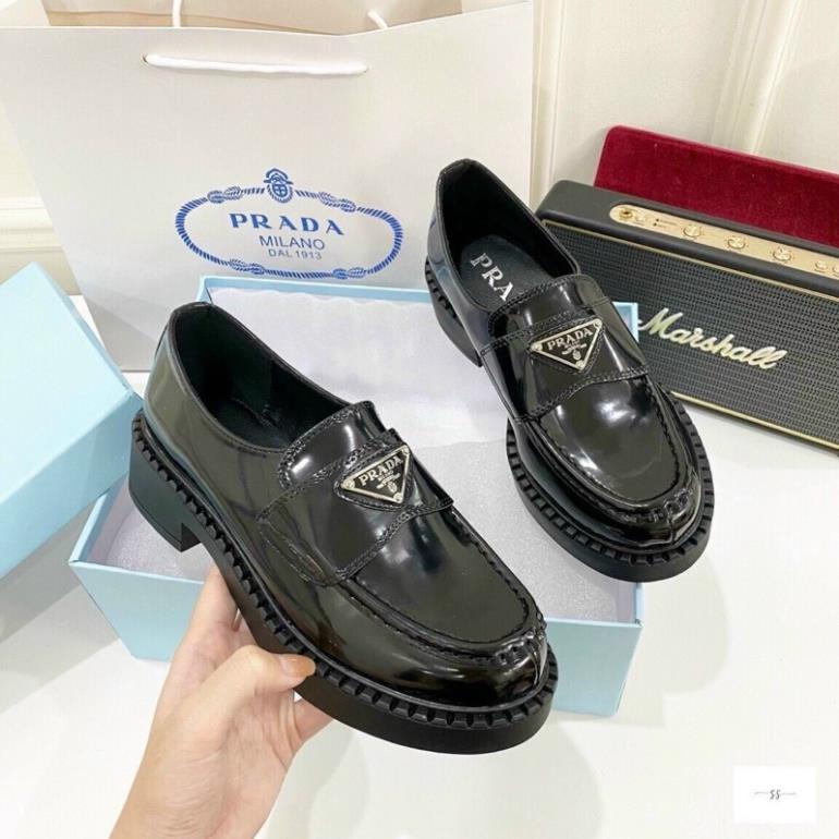 Sục prada siêu êm chắc chân .hàng fullbox 00 00