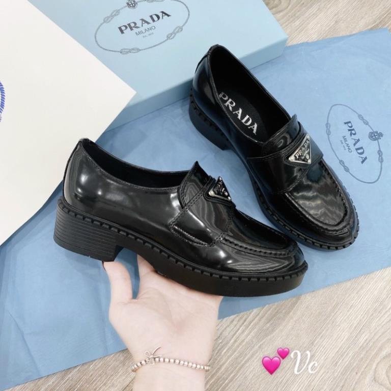 Sục prada siêu êm chắc chân .hàng fullbox 00 00