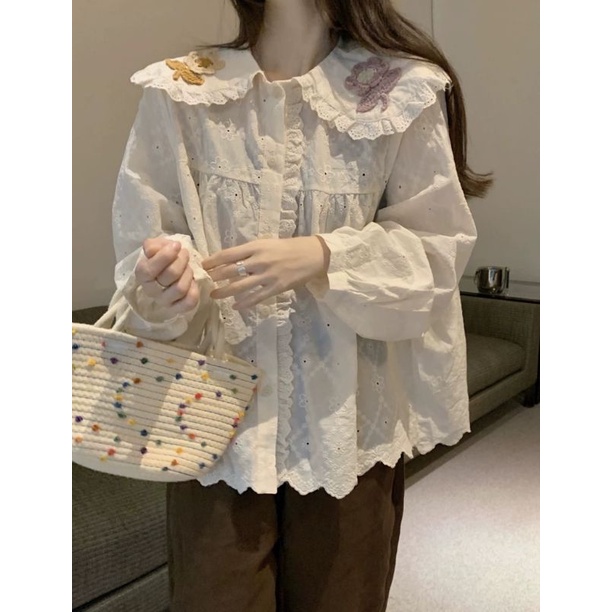 Áo Sơ Mi Tay Bồng Hoạ Tiết Thêu Hoa Mix Áo Gile Điệu Đà Tiểu Thư Phòng Cách Mới 2023