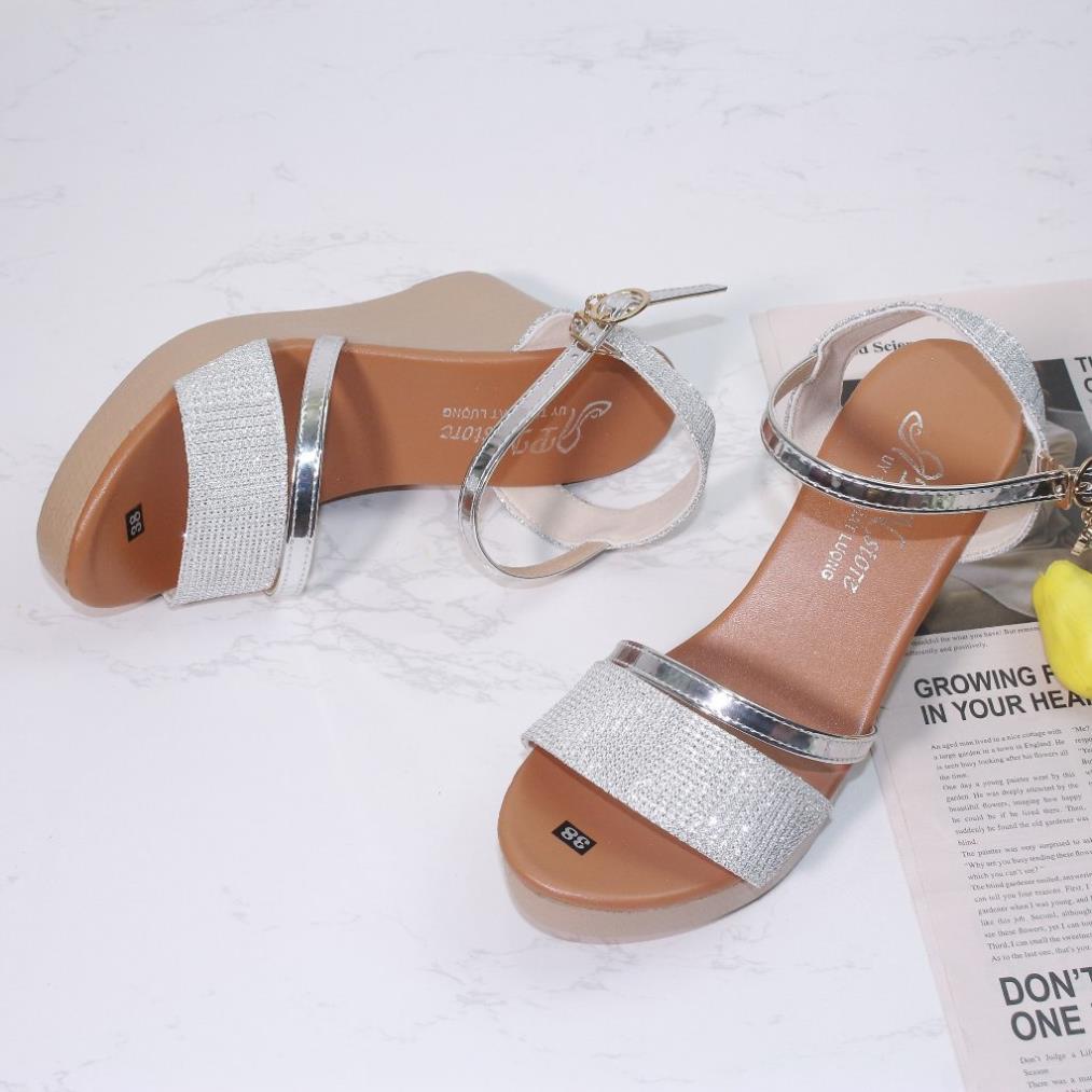 Giày đế xuồng cao gót 9p quai bản kim tuyến dây mảnh bóng chéo - X033