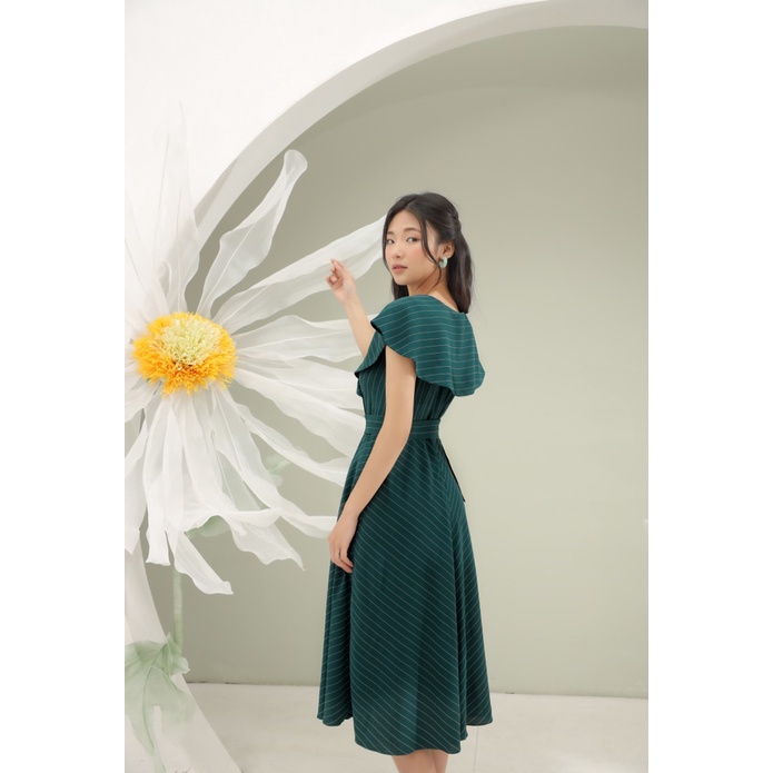 Đầm xoè kẻ rộng chất liệu linen kẻ, may hai lớp Lined Circular Dress DRE4003 CLARA MARE !