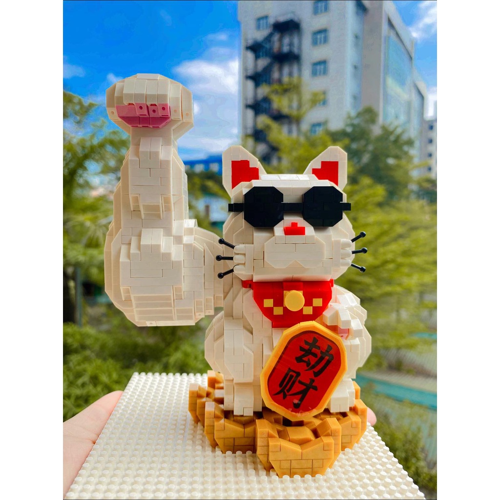 Mèo thần tài cơ bắp lực sĩ tay to tay đô cầu tài