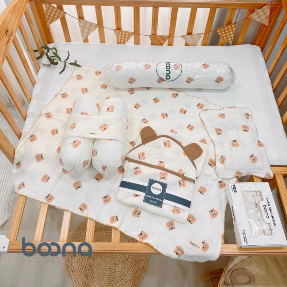 Combo sơ sinh Boona cho bé trai, bé gái gồm 8 sản phẩm muslin cao cấp, khăn tắm, ủ choàng, gối sơ sinh, gối ôm, khăn sữa