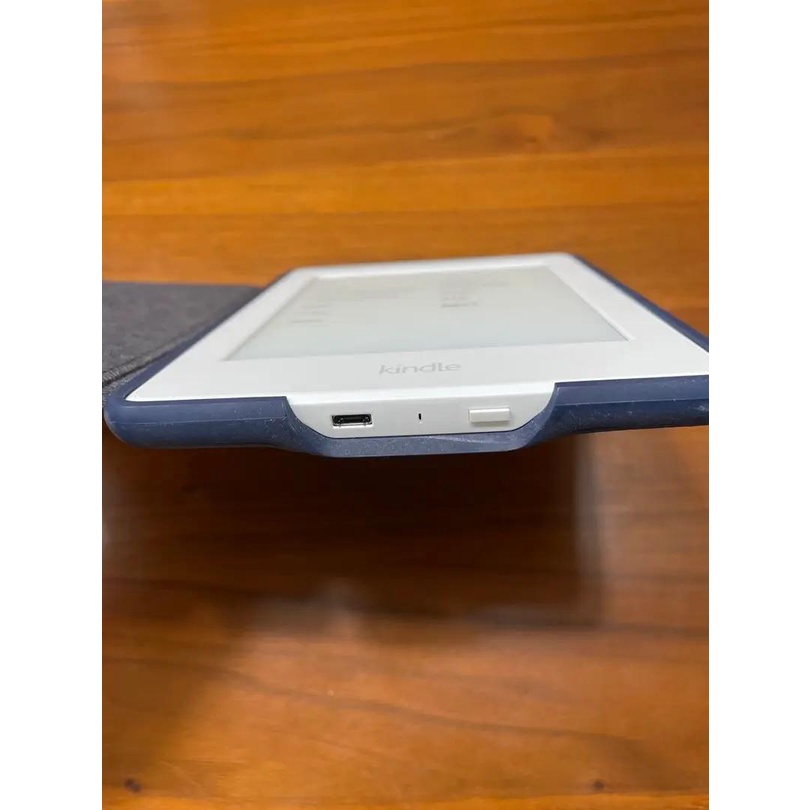 Máy Đọc Sách Kindle Paperwhite gen 3 7th 4g CODE 42154