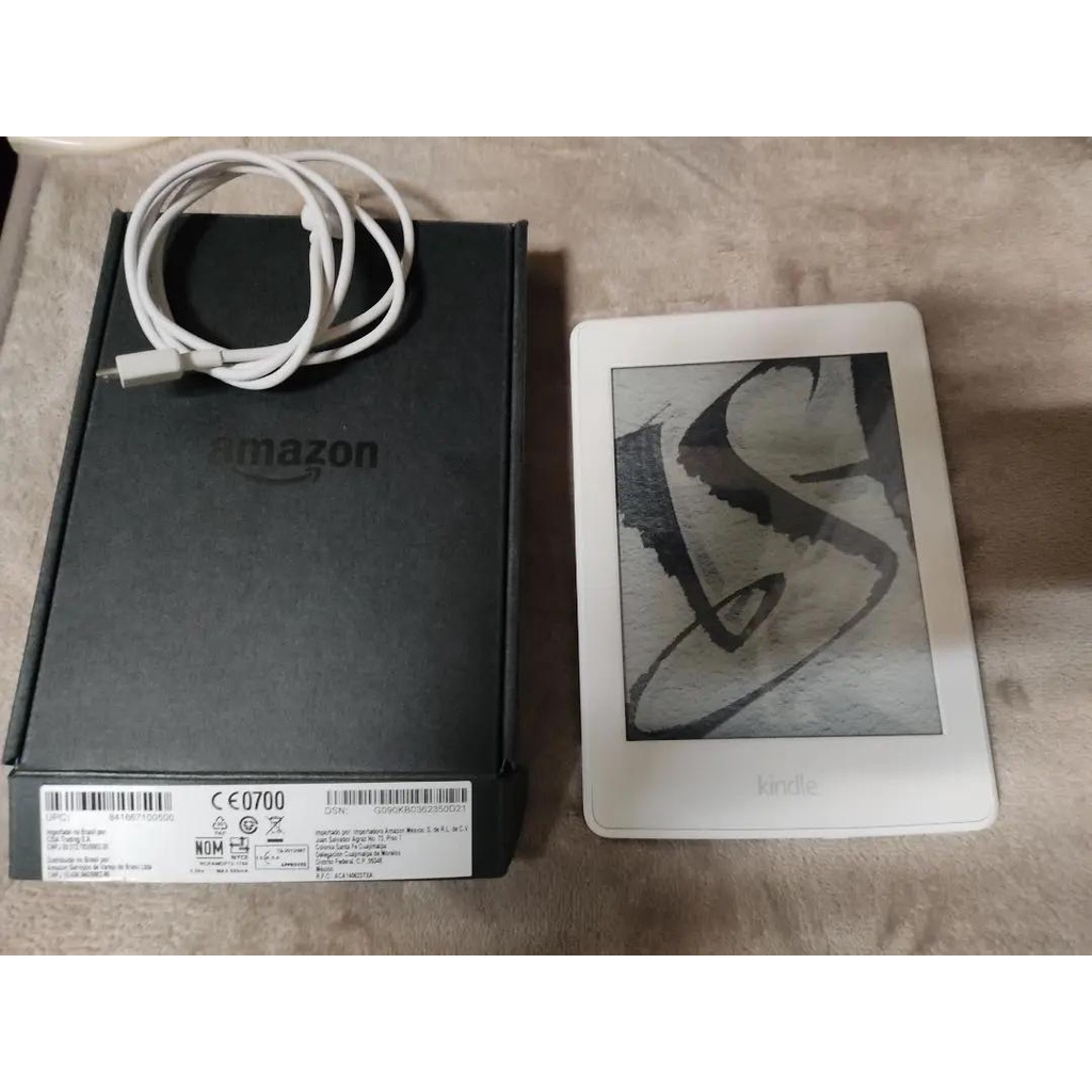 Máy Đọc Sách Kindle Paperwhite gen 3 7th 4g CODE 75503