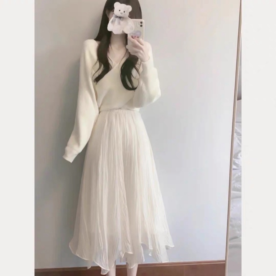 Áo Len Nữ Dài Tay Cổ V Vắt Chéo VEROMODA  Sang Chảnh Chất Len Dày Dặn Ulzzang Dáng Croptop Mặc Trễ Vai MA88