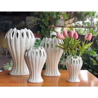 Lọ cắm hoa bàn tay phật
