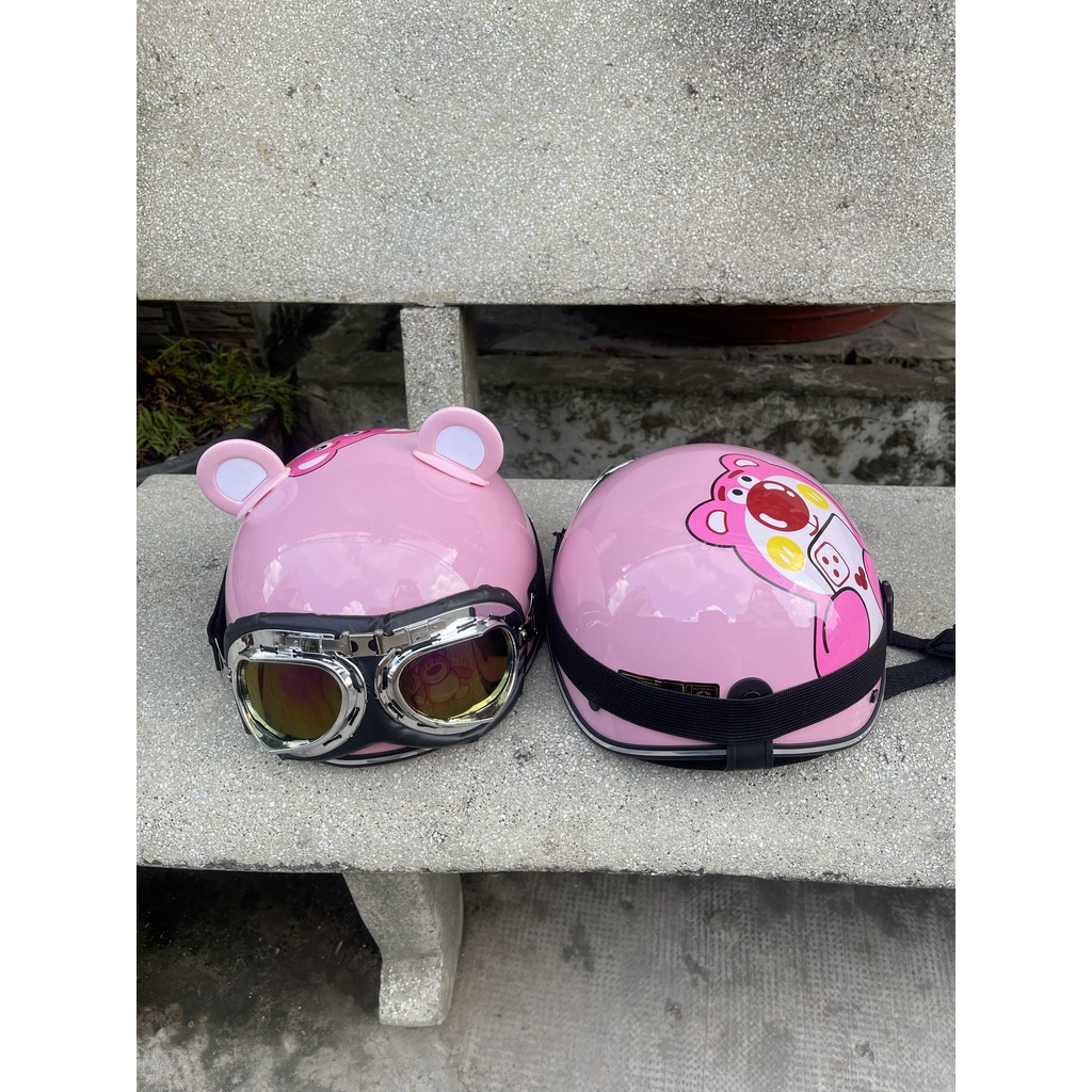 Nón bảo hiểm kính phi công in hình gấu dâu cho bé từ 2t đên 8t