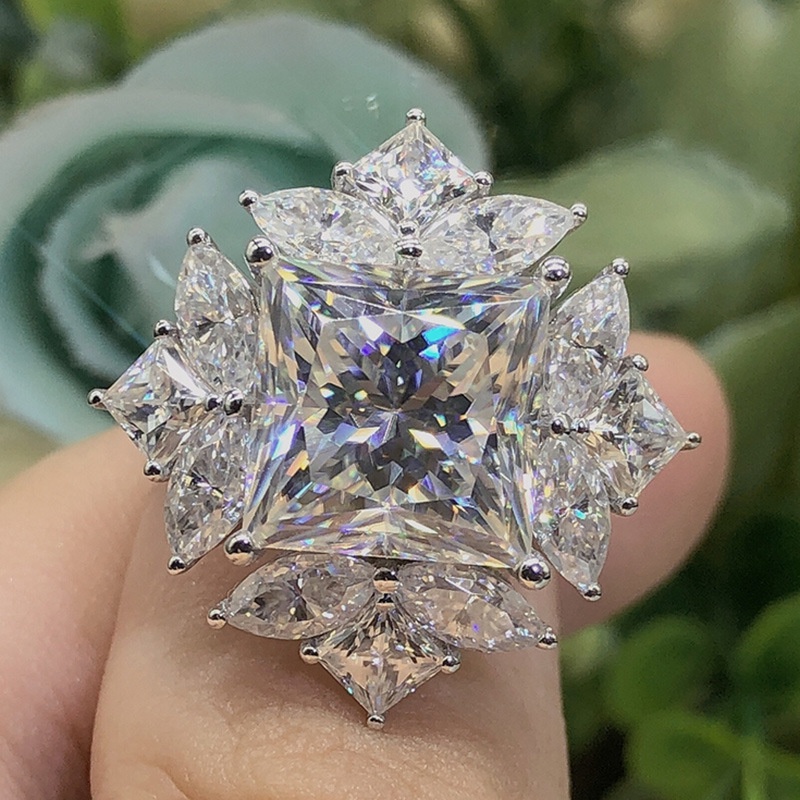 Bộ Nhẫn Đính Đá Zircon Hình Bông Hoa Tinh Tế Thời Trang Thích Hợp Kỷ Niệm