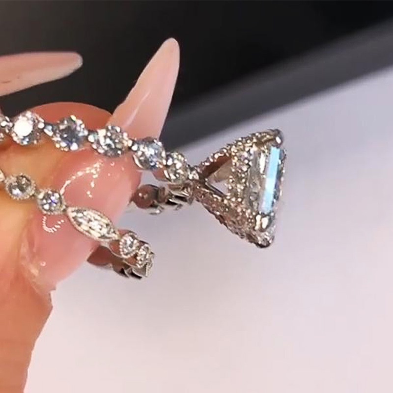 Set Nhẫn Hai Món Đính Đá Zircon Cao Cấp Thời Trang Dành Cho Nữ