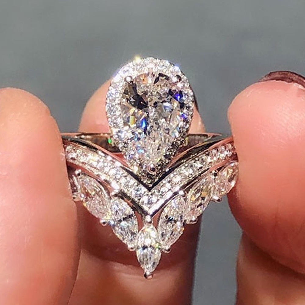 Nhẫn Xi Mạ Vàng Trắng Đính Đá Zircon Hình Giọt Nước